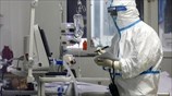 COVID-19: Αυξάνονται οι νεκροί και τα κρούσματα - Μπορεί να υπάρξει μεγάλη έλλειψη αντιβιοτικών