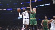 NBA: Στους Λέικερς το ντέρμπι, πρόωρη πρόκριση για Μπακς