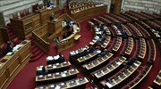 Βουλή: Διασταύρωσαν τα ξίφη τους για τα επεισόδια στα νησιά οι εκπρόσωποι των κομμάτων