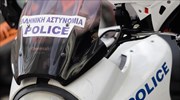 Προσποιούμενοι τους αστυνομικούς διέπρατταν ληστείς σε βάρος αλλοδαπών στην Αττική