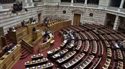 Τροπολογία ΥΠΕΣ: Σε επτά χρόνια το δικαίωμα ιθαγένειας για τους πρόσφυγες