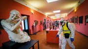 Ο ΠΟΥ καλεί όλες τις χώρες να εστιάσουν στην καταπολέμηση του Covid-19