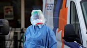 ΗΠΑ: Προσεγγίζουν τους 25.000 οι θάνατοι από την πανδημία