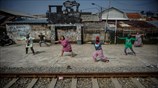 Γιόγκα με... κοινωνική αποστασιοποίηση