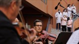 Μουσικό διάλειμμα στο «Αττικόν»
