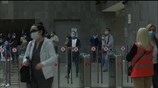 Η Ευρώπη ανησυχεί για νέα κύματα της επιδημίας