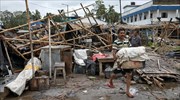 Ινδία: Η Καλκούτα μετρά της πληγές της μετά τον κυκλώνα Αμφάν