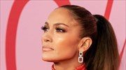 Jennifer Lopez: Πώς διατηρεί six-pack στα 50 της;