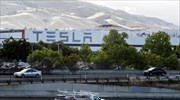 Tesla: Αναβάλλει την ετήσια συνάντηση των μετόχων