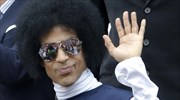 Θέλουν άγαλμα του Prince στη θέση του Κολόμβου
