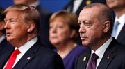 Ερντογάν, Πούτιν, Μέρκελ: Τα τηλεφωνήματα του Τραμπ που ανησυχούν Αμερικανούς αξιωματούχους