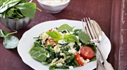 Τι μπορεί να κάνει τη σαλάτα σας πιο χορταστική και υγιεινή;