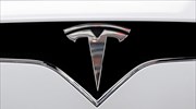 Tesla: Μειώνει την τιμή του Model Y SUV