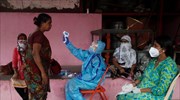 Πλησιάζουν το 1 εκατ. τα κρούσματα του κορωνοϊού στην Ινδία