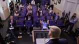 Επιστροφή Ντόναλντ Τραμπ στην ενημέρωση των δημοσιογράφων