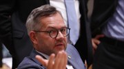 Μ. Ροτ για το δημοσιονομικό πακέτο: «Τώρα δεν είναι η ώρα για παιχνιδάκια»