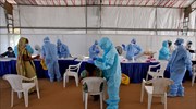 ΠΟΥ: Προειδοποίηση για «πολύ μακρά» διάρκεια της πανδημίας