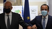 Σε εξέλιξη η συνάντηση Ν. Χριστοδουλίδη - Ν. Δένδια
