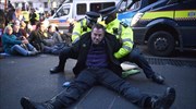 Βρετανία: Δύο ακτιβιστές για το κλίμα συνελήφθησαν στο Λονδίνο