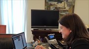 Τηλεκπαίδευση στα σχολεία που είναι σε αναστολή λειτουργίας, συνομιλία Ν. Κεραμέως με μαθητές