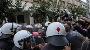 Ένταση σε συγκέντρωση της ΠΟΕΔΗΝ έξω από το υπ. Υγείας