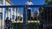 ΚΝΕ: Η κυβέρνηση θέλει κλειστά σχολεία