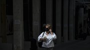 Κορωνοϊός: Συναγερμός για Αττική και κλίνες ΜΕΘ