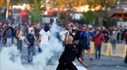 Χιλή: Επεισόδια, εμπρησμοί και λεηλασίες στην επέτειο της εξέγερσης