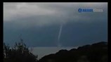 Εντυπωσιακός υδροστρόβιλος στη Νάξο