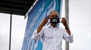 Μπ. Ομπάμα: Ο Ντ. Τραμπ «τα έκανε εντελώς μαντάρα» στη διαχείριση της πανδημίας