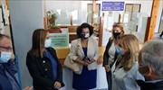 Το Κέντρο Υγείας Καρλοβάσου επισκέφτηκε σήμερα η Ζ. Ράπτη