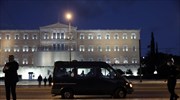 Σύνταγμα: Σε 14 προσαγωγές ατόμων αρνητών της μάσκας προχώρησε η ΕΛ.ΑΣ.