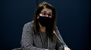 Συνεχές πινγκ-πονγκ του ιού μεταξύ εργασίας και οικογένειας - Ψηλά το ιικό φορτίο