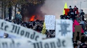Γαλλία: «Χούλιγκαν» αποκάλεσε τους διαδηλωτές ο υπουργός Εσωτερικών