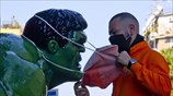 Και ο Χαλκ με μάσκα