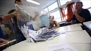 Ruling ND stills fields comfortable lead over SYRIZA despite punishing effects of pandemic-related repercussions