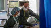 Βρετανία: Μεγάλη αύξηση κρουσμάτων, μείωση θανάτων