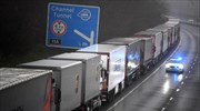 Βρετανία: Ανοίγει ξανά τα σύνορα η Ευρώπη - Ουρές φορτηγών στο Κεντ