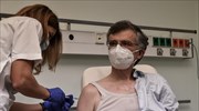 Εμβολιάστηκε κι ο Τσιόδρας: «Επιτέλους ήρθε η στιγμή που όλοι περιμέναμε»