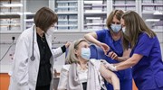 Τα εμβόλια θα αυξάνονται σταδιακά - Με όρους «διαφάνειας» η ιεράρχηση όσων εμβολιάζονται