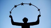 Η ΕΕ ελπίζει να αποφυλακιστεί «γρήγορα» η ακτιβίστρια Λουτζέιν αλ Χαδλούλ