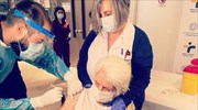 Κορωνοϊός- Θεσσαλονίκη: Εμβολιάστηκε πρώτη 98χρονη επιζήσασα του Άουσβιτς