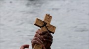 Θεοφάνια-Δυστύχημα: Βούτηξε για το τάμα στον αδελφό του