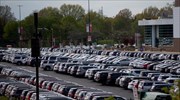 ΕΛΣΤΑΤ: Πτώση 24,4% κατέγραψε η αγορά αυτοκινήτου