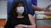 Τη 2η δόση του εμβολίου κάνουν σήμερα πρωθυπουργός- ΠτΔ