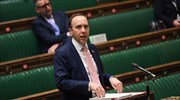Βρετανία: «Η παραλλαγή του κορωνοϊού έκανε τη μάχη δυσκολότερη»