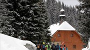 Μαζί με τα σκι έφεραν και τον κορωνοϊό στο τσεχικό χωριό Μόντραβα