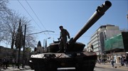 Προσκλήσεις σε Μακρόν, Πούτιν και πρίγκιπα Κάρολο για την παρέλαση της 25ης Μαρτίου