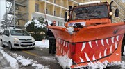 Στους δρόμους της Αθήνας 37 μηχανήματα για εκχιονισμούς