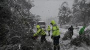 Μάχη για να αποκατασταθούν οι βλάβες στην ηλεκτροδότηση